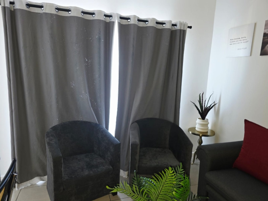 To Let 1 Bedroom Property for Rent in Sandown Western Cape